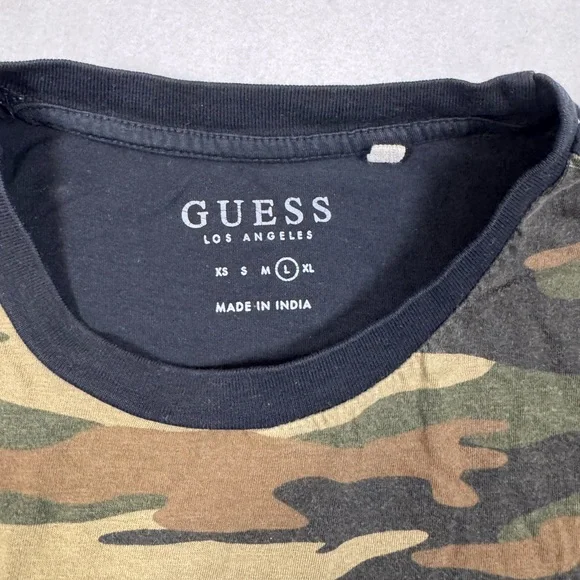 GUESS Men’s Black & Green Camo Short-Sleeve Tee - Picture 3 of 5